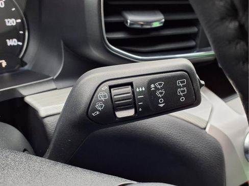 Used 2023 Ford Explorer XLT w/ Equipment Group 202A image 16