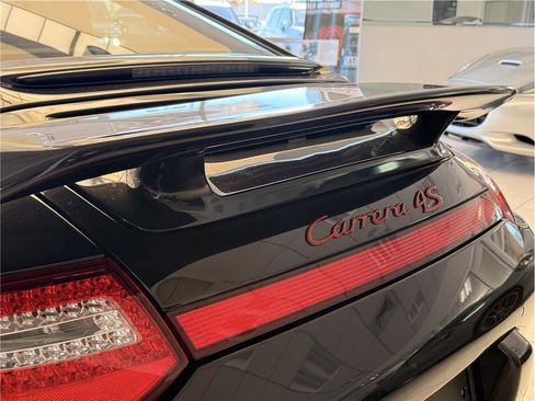 Used 2010 Porsche 911 Carrera S image 10