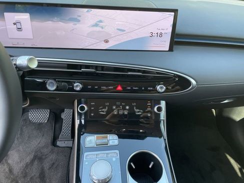 New 2026 Genesis GV70 2.5T image 28