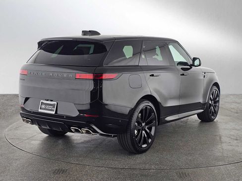 New 2026 Land Rover Range Rover Sport Dynamic SE AWD/4WD image 5