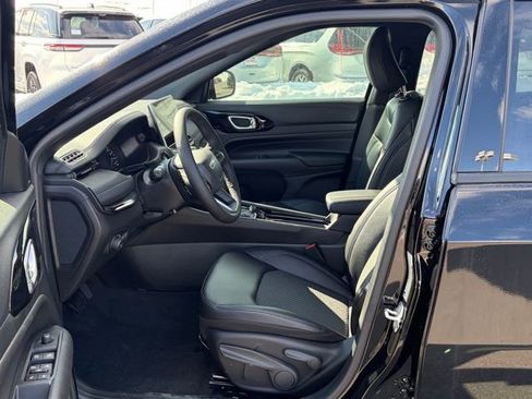 New 2026 Jeep Compass Latitude AWD/4WD image 15
