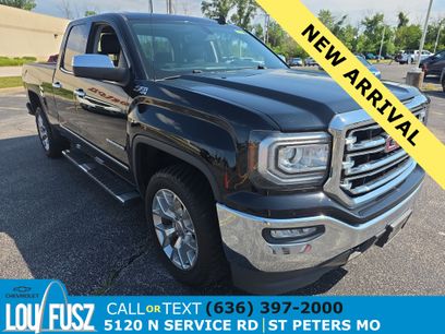 Used 2017 GMC Sierra 1500 SLT w/ SLT Premium Package