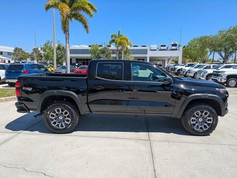 Used 2024 Chevrolet Colorado Z71 w/ Z71 Convenience Package 2 image 3