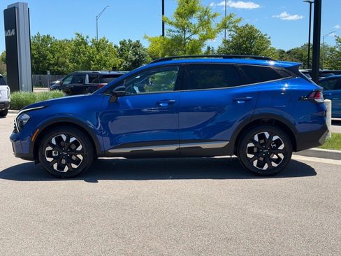 Used 2023 Kia Sportage X-Line w/ X-Line Premium Package AWD/4WD image 3