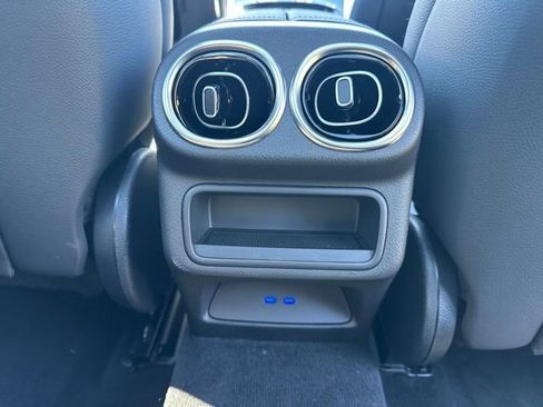 Used 2026 Mercedes-Benz GLC 300 4MATIC image 23