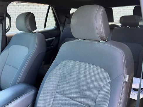 Certified 2017 Ford Explorer XLT AWD/4WD image 11