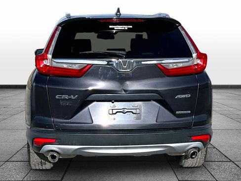 Used 2018 Honda CR-V Touring image 4
