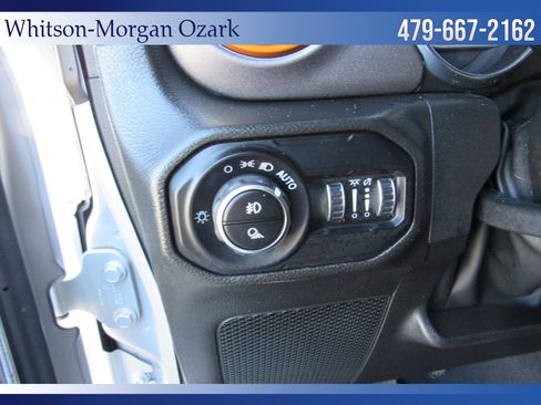 Used 2022 Jeep Gladiator Mojave w/ LED Lighting Group image 30