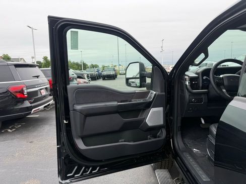 New 2026 Ford F250 Platinum AWD/4WD image 14