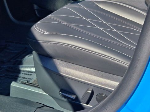 Used 2024 Ford Mustang Mach-E Select image 22