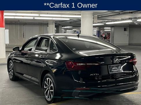 Certified 2023 Volkswagen Jetta S image 5