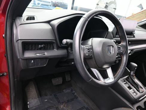 Used 2025 Honda CR-V Sport image 14