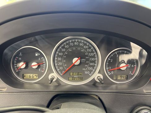 Used 2006 Chrysler Crossfire Limited RWD image 13