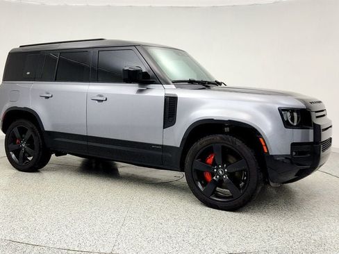 Used 2023 Land Rover Defender 110 X AWD/4WD image 3
