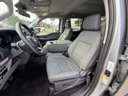 Used 2025 Ford F150 XLT w/ Equipment Group 301A Standard AWD/4WD image 27