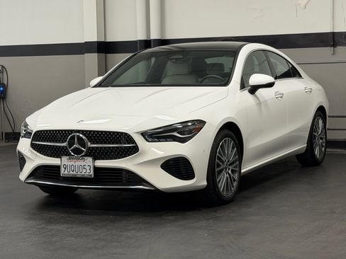 Used 2025 Mercedes-Benz CLA 250 image 7