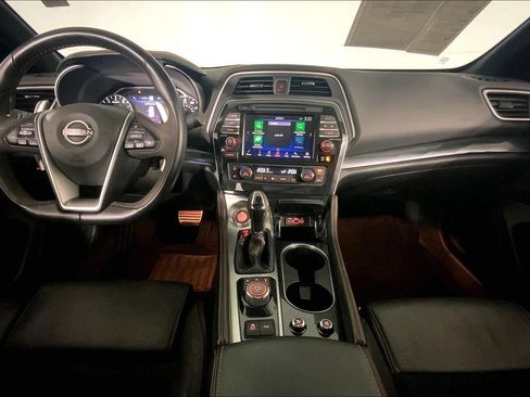 Used 2023 Nissan Maxima SR image 15