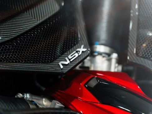 Used 2022 Acura NSX Type S image 2