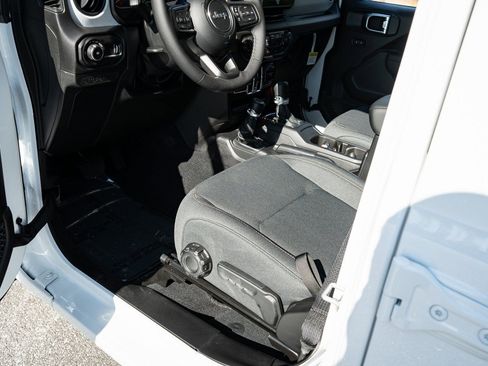 New 2026 Jeep Wrangler Unlimited Sport AWD/4WD image 17