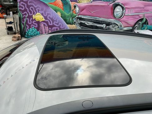 Used 2022 Hyundai Kona Limited image 39