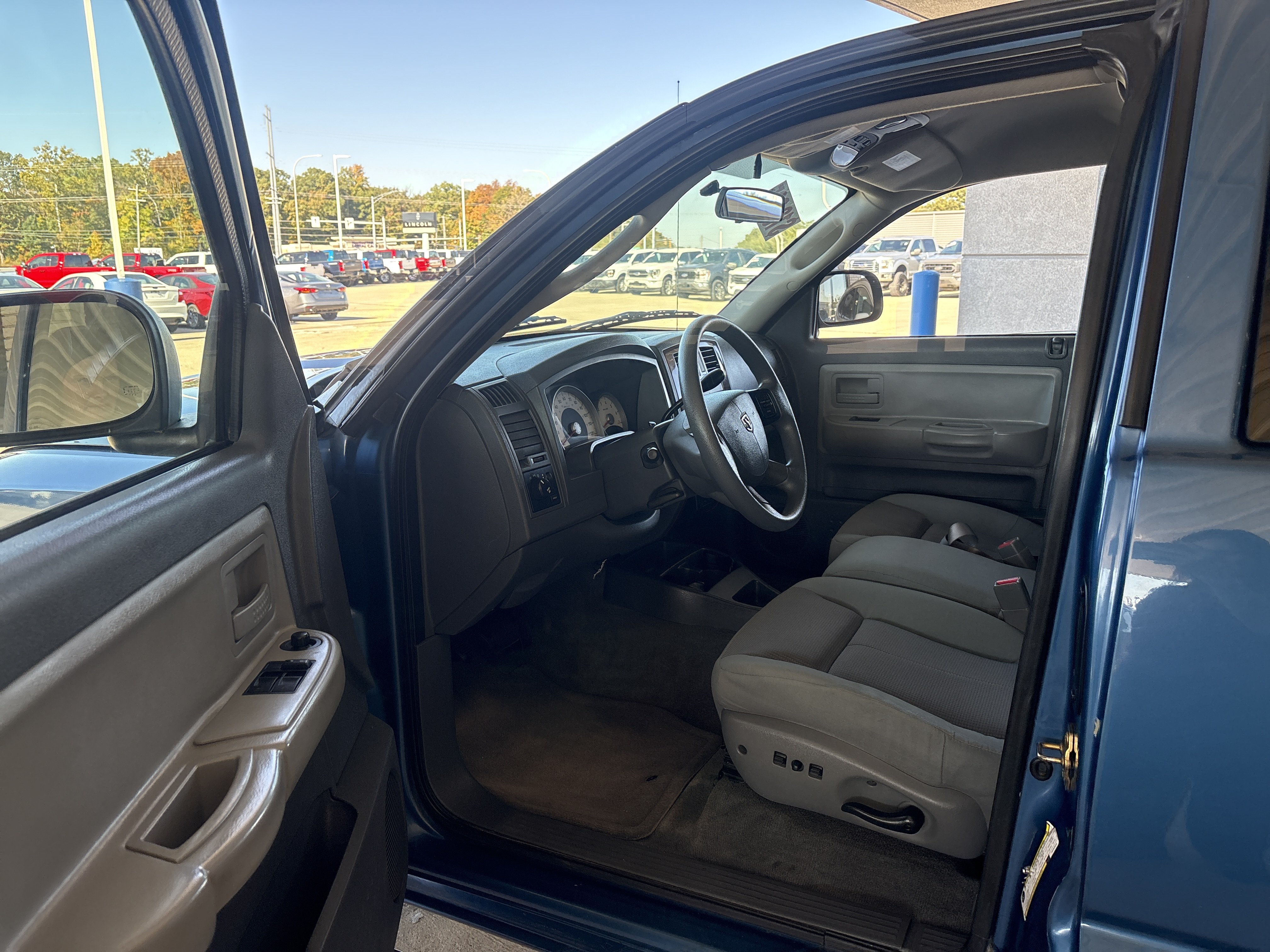 Used 2005 Dodge Dakota SLT AWD/4WD image 9