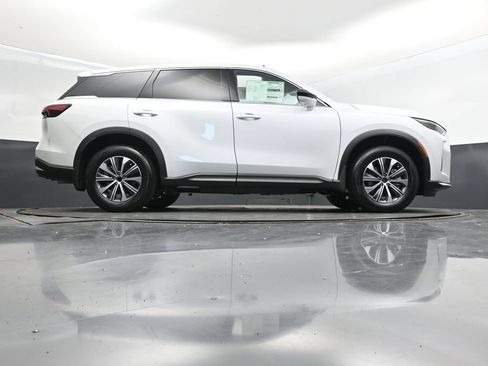 Certified 2026 INFINITI QX60 Pure w/ Cargo Package FWD image 44