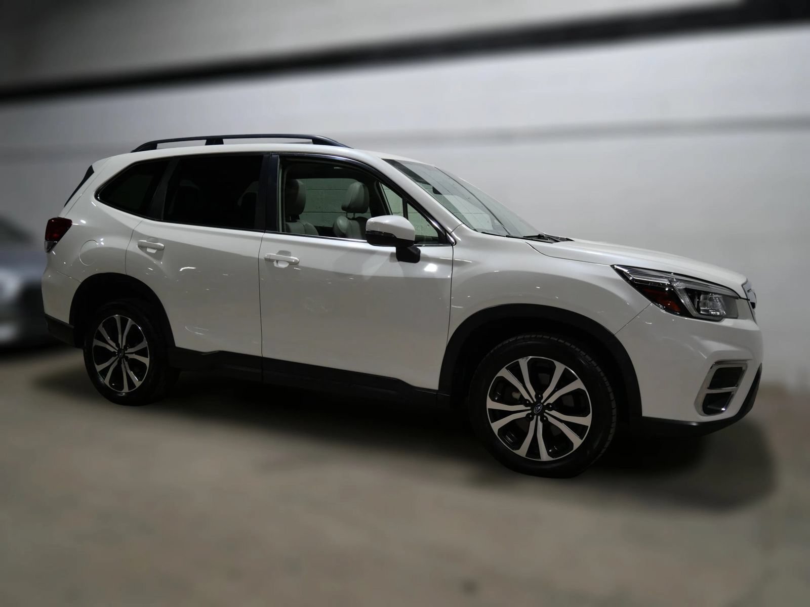 Used 2019 Subaru Forester Limited AWD/4WD image 3