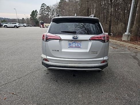 Used 2016 Toyota RAV4 Limited w/ Advanced Technology Package image 9