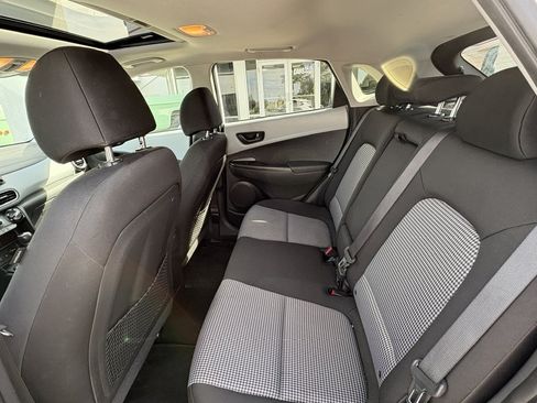Used 2021 Hyundai Kona SEL Plus w/ Cargo Package FWD image 28