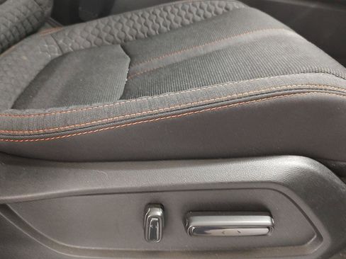 Used 2023 Honda Pilot Sport image 5