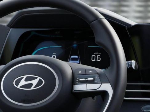 New 2026 Hyundai Elantra SEL Sport FWD image 14