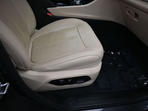 Used 2023 Jeep Grand Cherokee L Limited w/ Luxury Tech Group II image 49