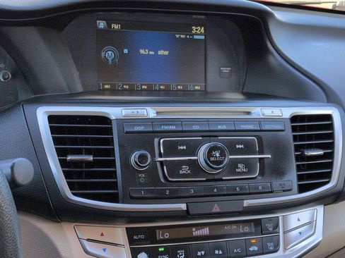 Used 2014 Honda Accord LX image 17