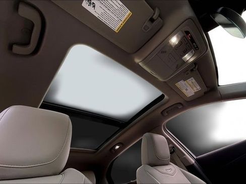 Used 2022 Cadillac XT4 Premium Luxury w/ Driver Awareness Package image 19