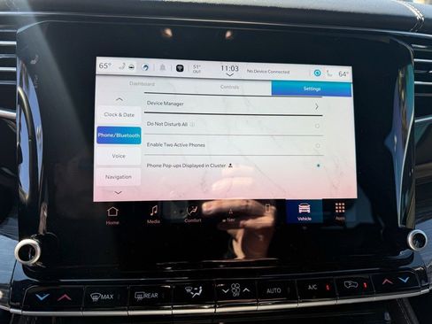 Used 2022 Jeep Wagoneer Series III w/ Flexible Seating Group image 12