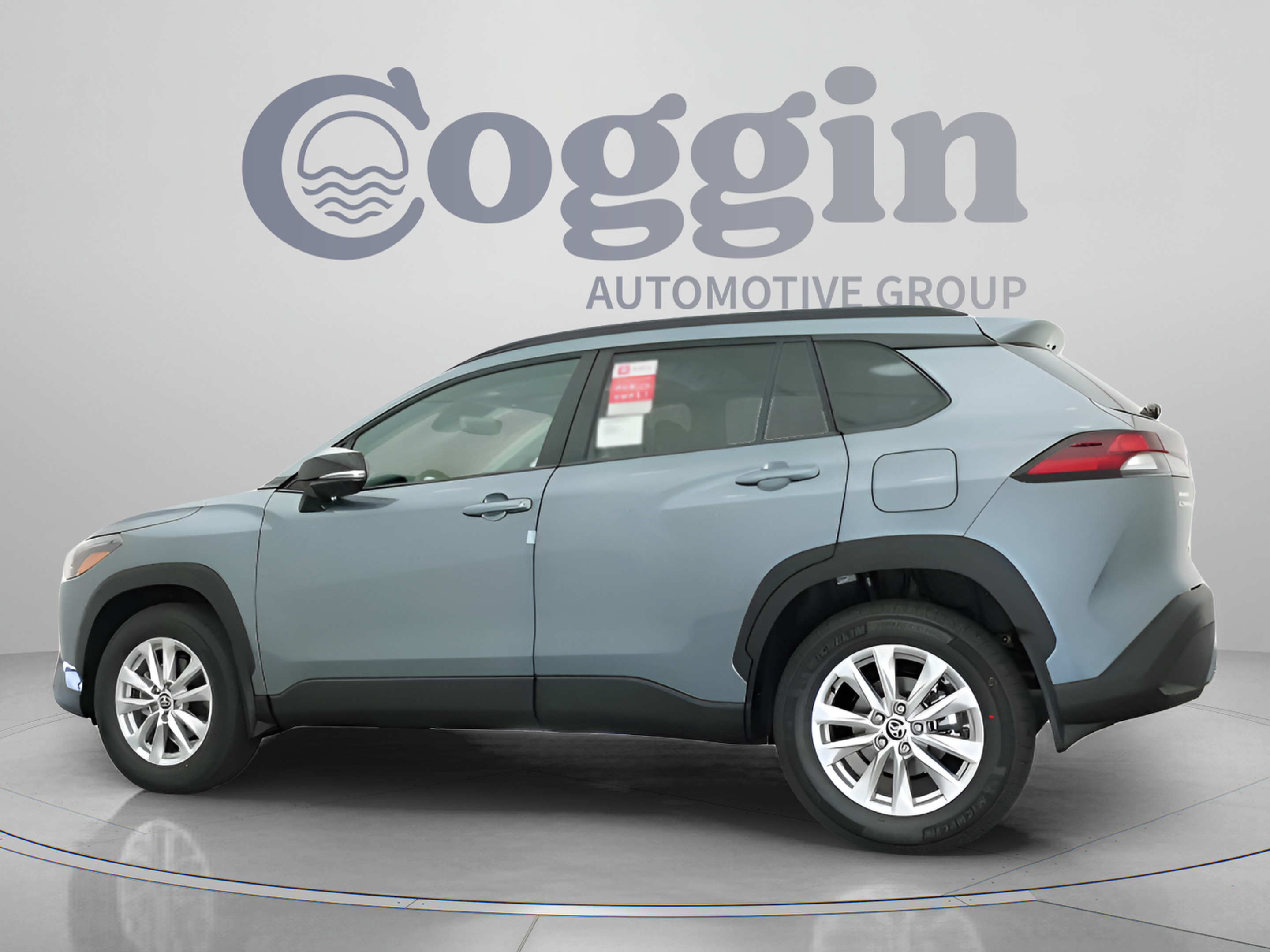 New 2026 Toyota Corolla Cross LE w/ Moonroof Package FWD image 8