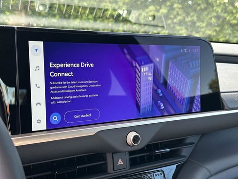 Used 2026 Toyota Crown Platinum image 17