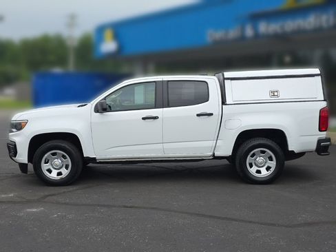 Used 2022 Chevrolet Colorado W/T w/ WT Convenience Package AWD/4WD image 2