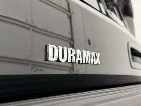 Used 2024 Chevrolet Tahoe High Country image 12