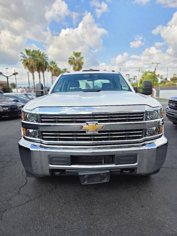 Used 2016 Chevrolet Silverado 3500 W/T w/ Snow Plow Prep Package AWD/4WD image 3