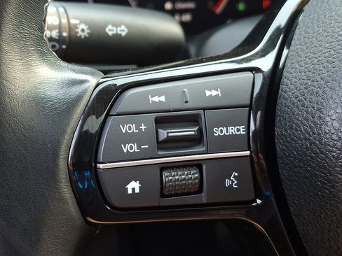 Used 2022 Honda Civic EX image 21