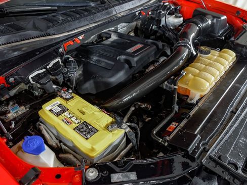 Used 2018 Ford F150 Raptor w/ Equipment Group 802A Luxury image 50