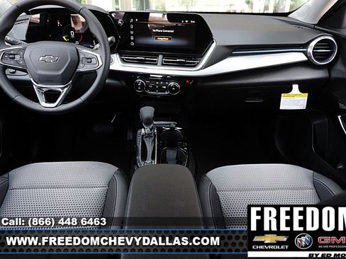 New 2026 Chevrolet Trax LT w/ Midnight Edition image 11