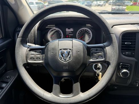 Used 2022 RAM 1500 Tradesman w/ Chrome Plus Package RWD image 9