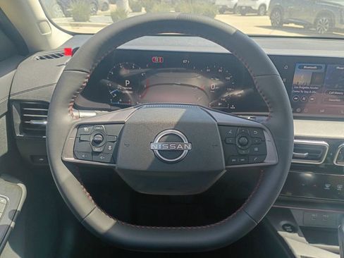 New 2026 Nissan Sentra SR w/ Floor Mat Package FWD image 9