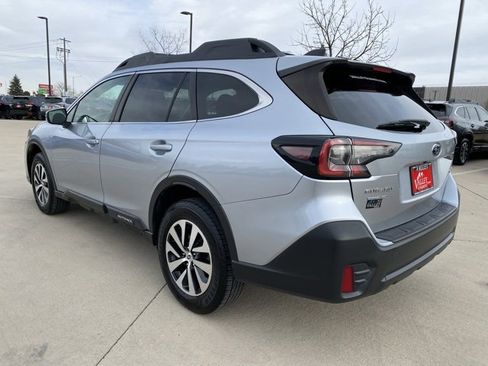 Used 2020 Subaru Outback Premium w/ Popular Package #1 image 3
