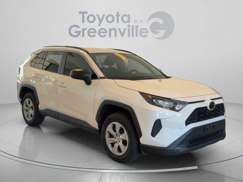 Used 2020 Toyota RAV4 LE AWD/4WD image 8