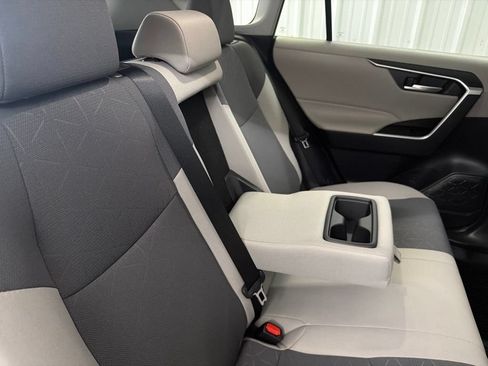 Used 2024 Toyota RAV4 XLE w/ Convenience Package FWD image 19