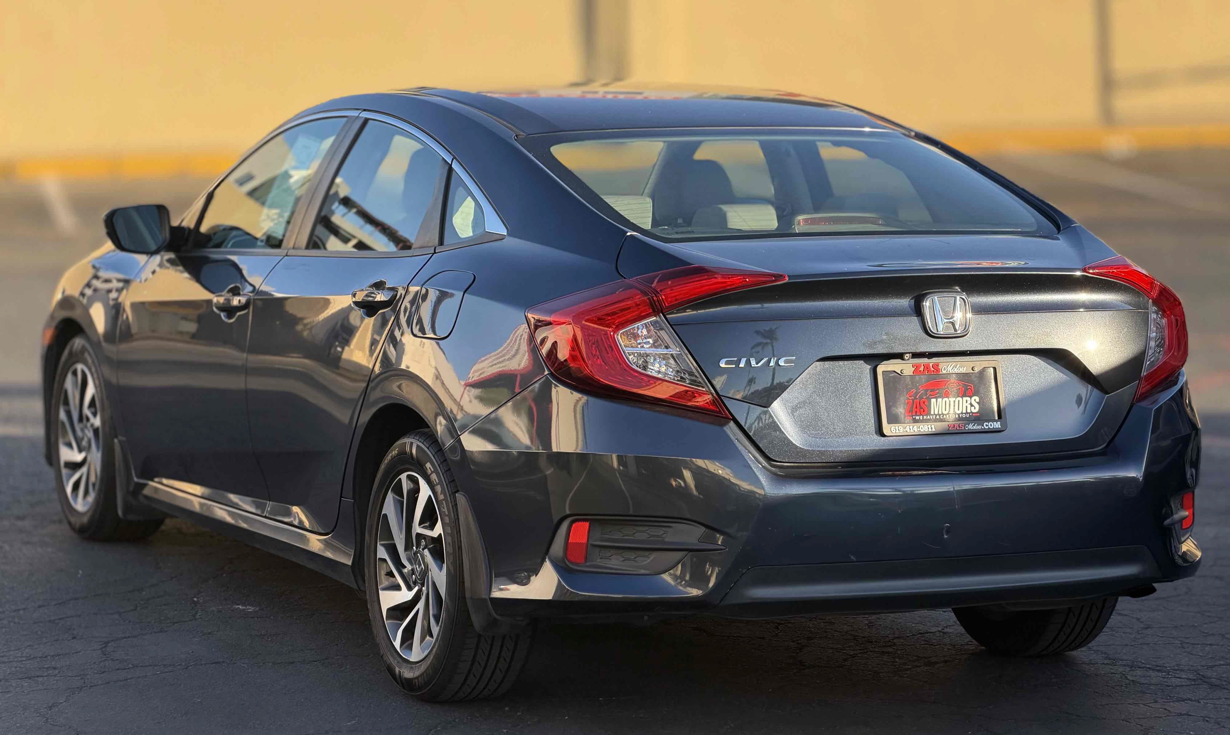 Used 2016 Honda Civic EX image 7
