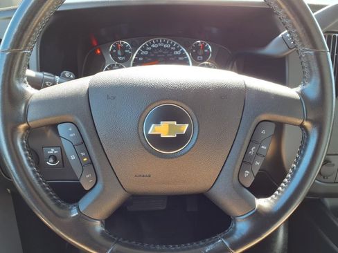 Used 2020 Chevrolet Express 3500 w/ Driver Convenience Package image 40